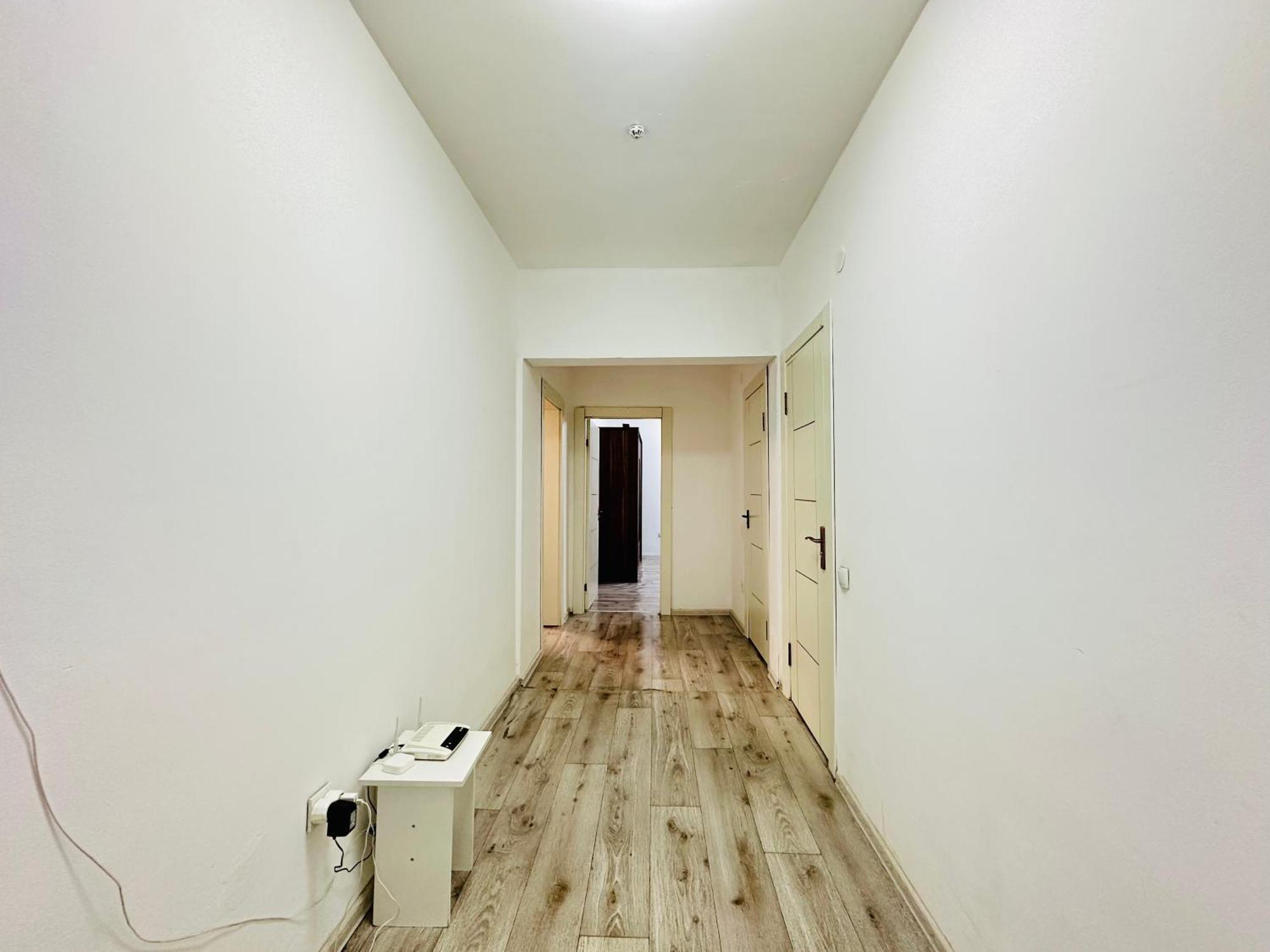 Квартира Для Большой Семьи Almatî Exterior foto
